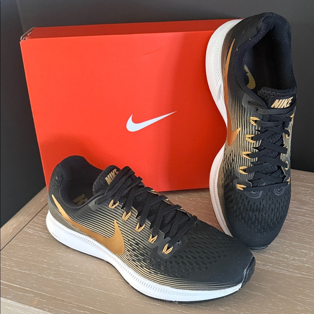 Nike Air Zoom Pegasus 34 Black Gold Sneakers Women - Size 8.5 - Picture 3 of 11